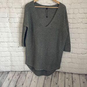 Express women’s Gray Sparkle Vneck 3/4 Length Sleeve‎ Sweater size Medium